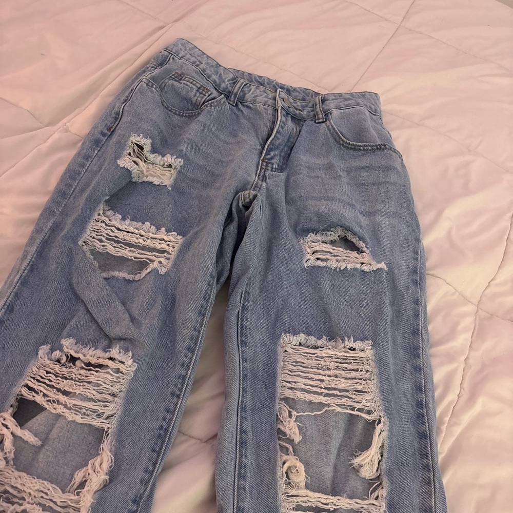 Stylish Blue Ripped Women's Jeans